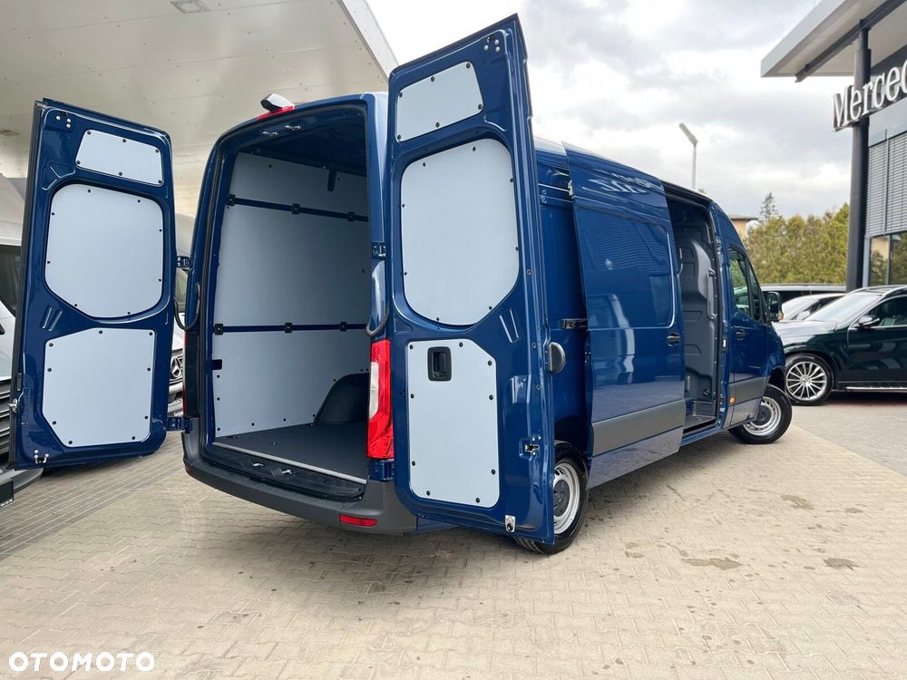 Mercedes-Benz Sprinter 319 CDI KA OM654 - 10