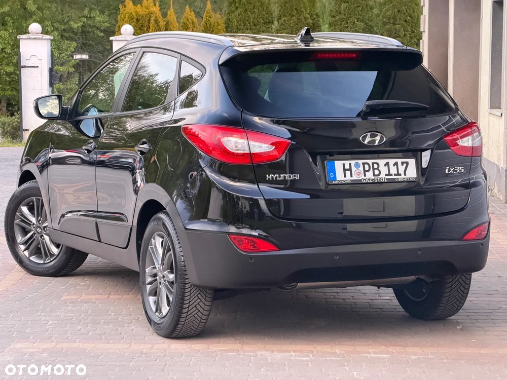 Hyundai ix35 1.6 2WD Fifa World Cup Edition - 10