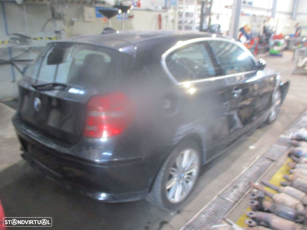 Carro MOT: N47D20A CXVEL: GS6 17BG - GS6 17DG BMW E81 2009 118D 136CV 3P PRETO DIESEL - 10