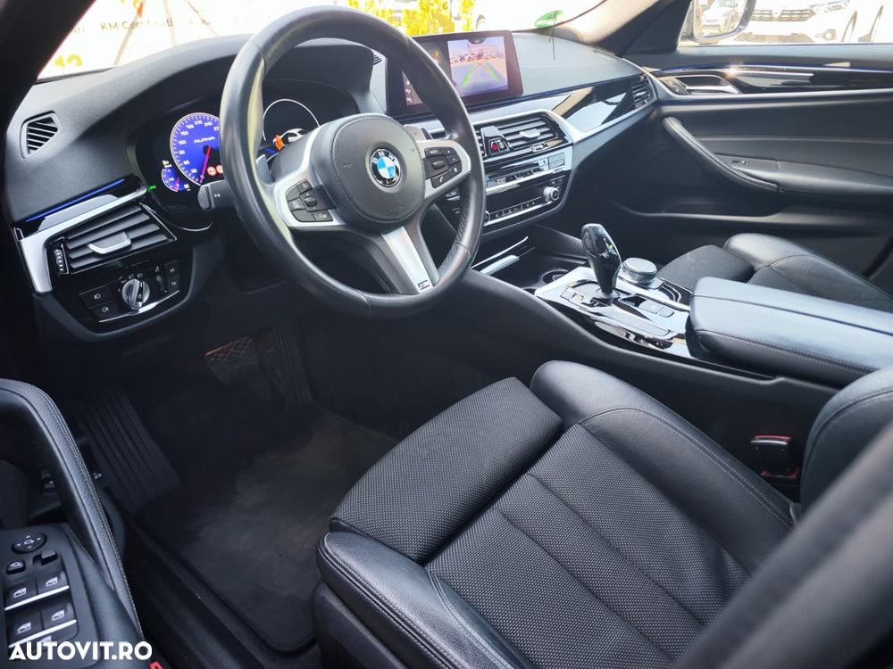 BMW Seria 5 520d AT - 14