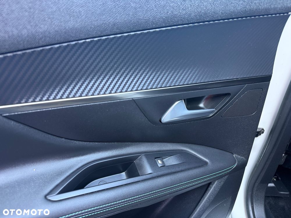 Peugeot 3008 1.6 PureTech Hybrid PHEV Allure Pack S&S EAT8 - 12