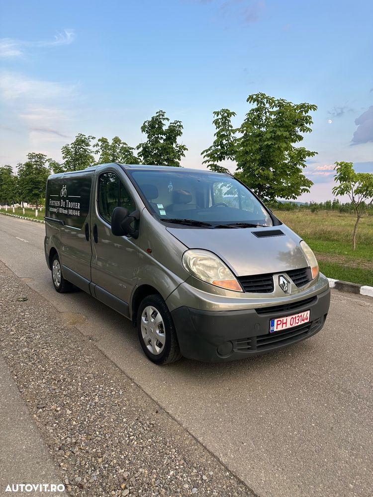 Renault Trafic - 2