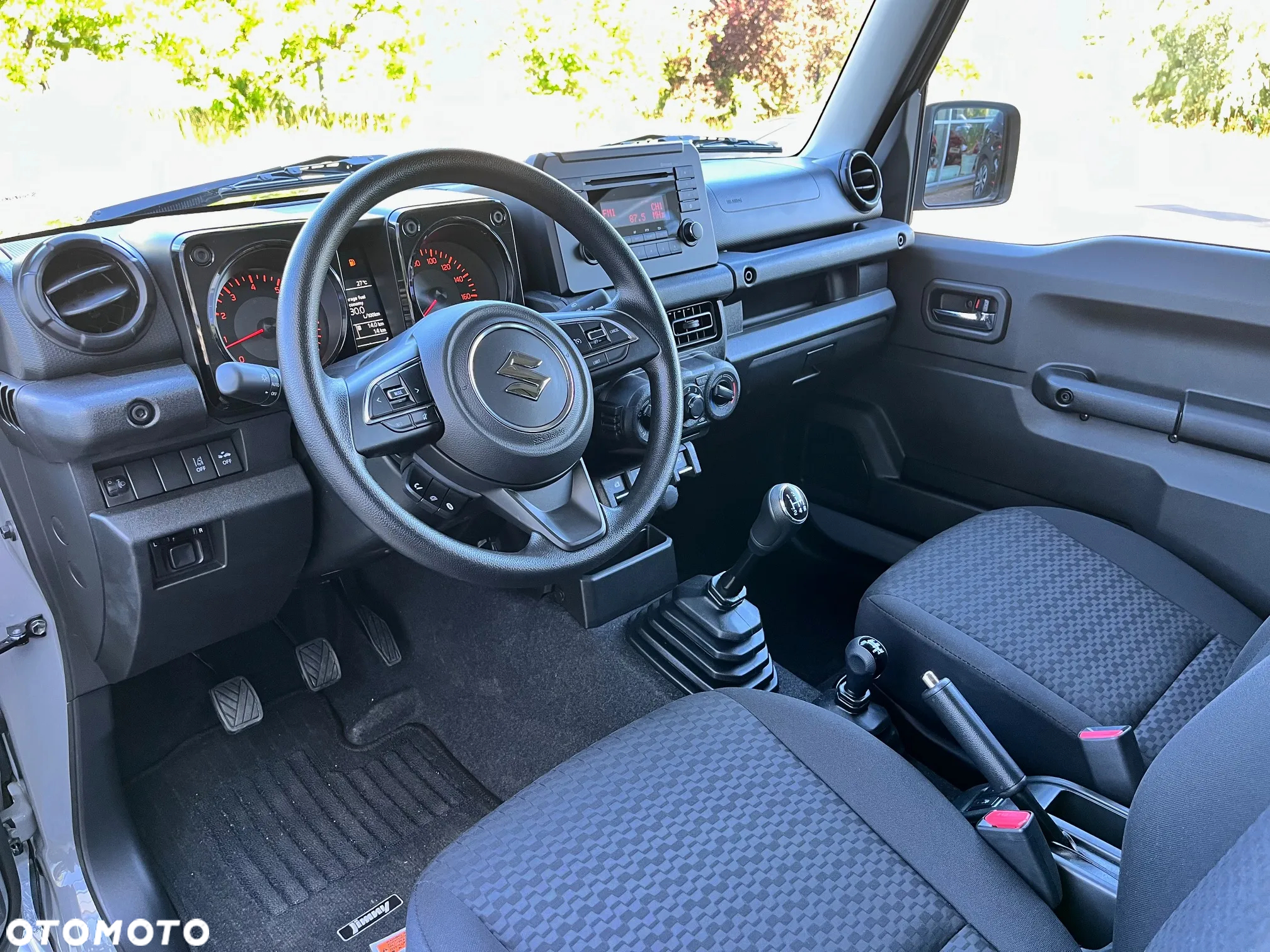 Suzuki Jimny 1.5 Pro - 13