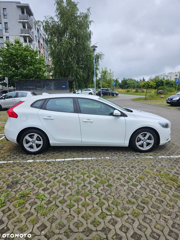Volvo V40 T3 Momentum - 2