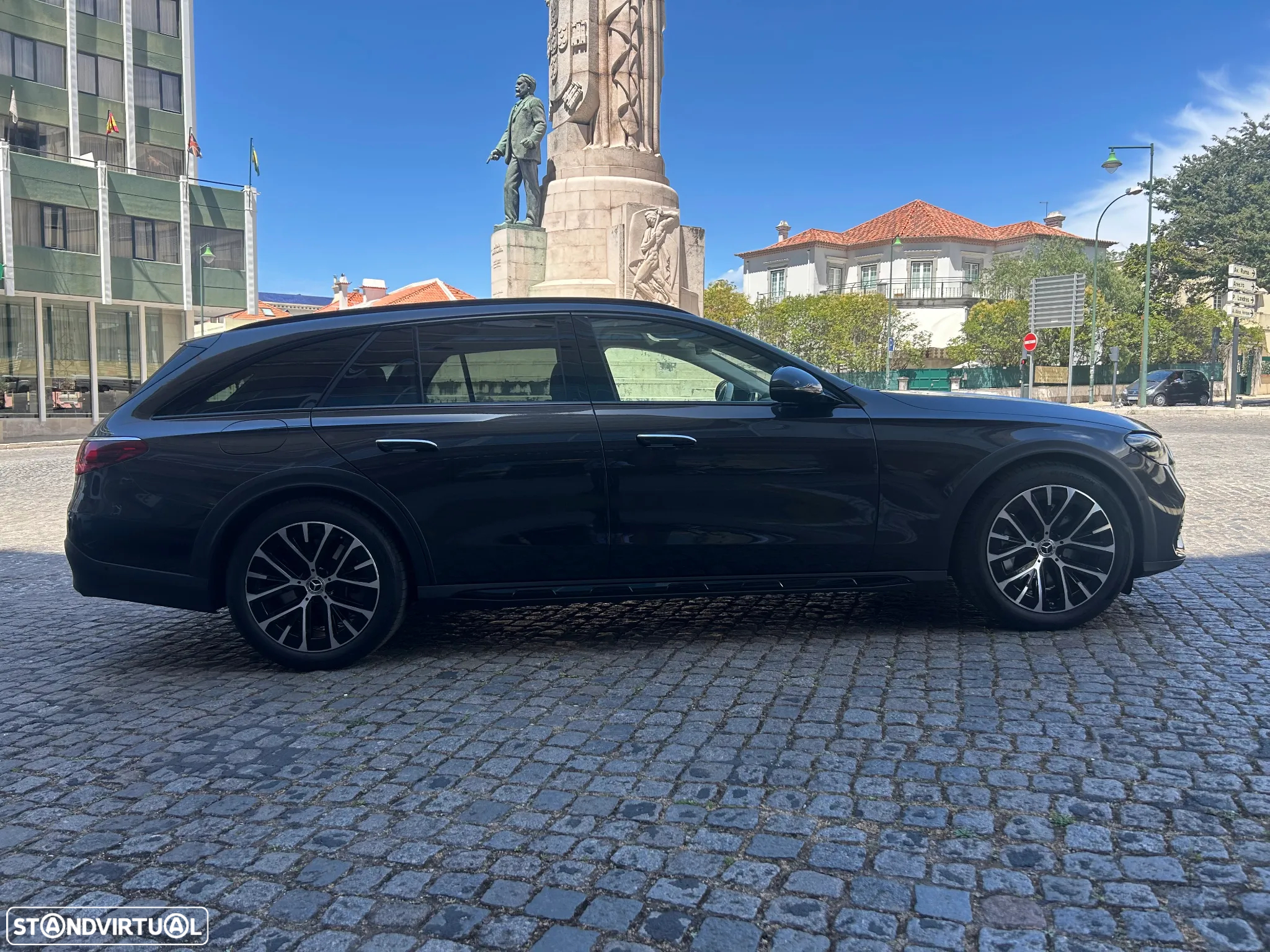 Mercedes-Benz E 300 de 4Matic All-Terrain - 3