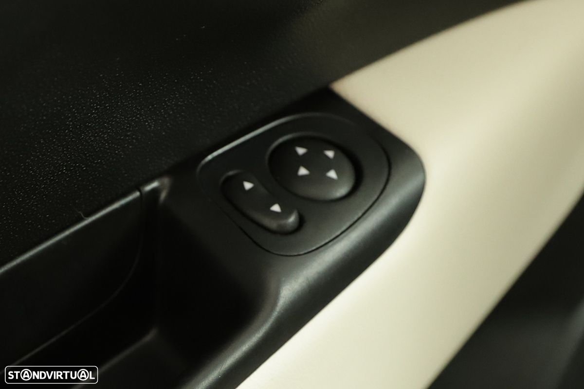 Fiat 500C 1.0 Hybrid - 22