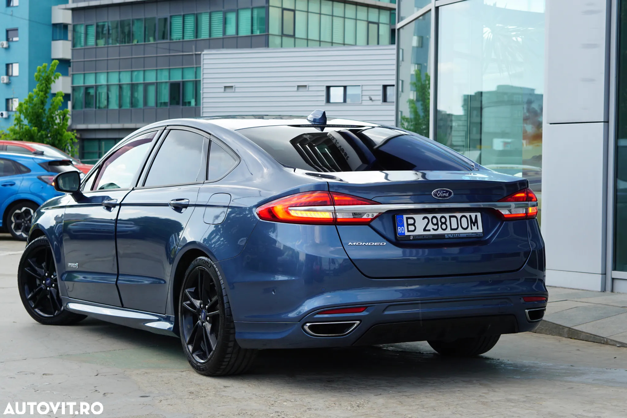 Ford Mondeo 2.0 HEV ST Line High - 16