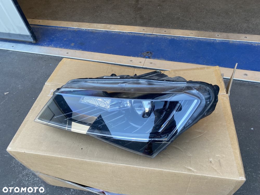 Skoda Superb Super-b Super B III 3 lift fl  lampa przednia lewa lewy przód REFLEKTOR LEWY przedni PRZÓD bixenon biksenon bi xenon bi xenonowe  EUROPA 3V1941015A 3V1.941.015A  soczewka - 4