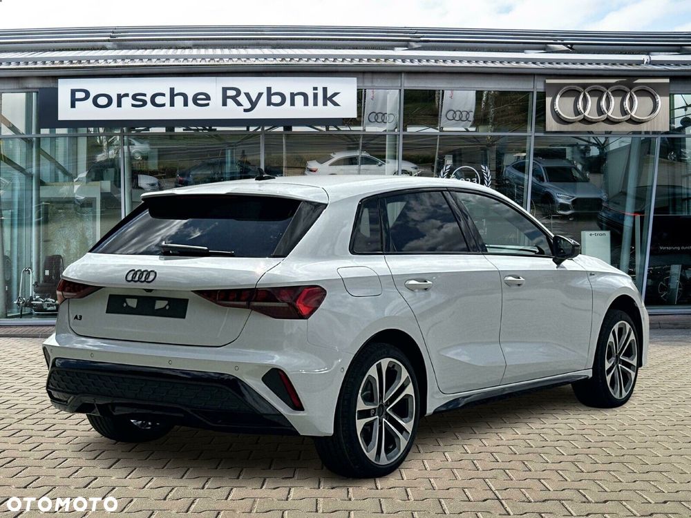 Audi A3 Sportback - 5