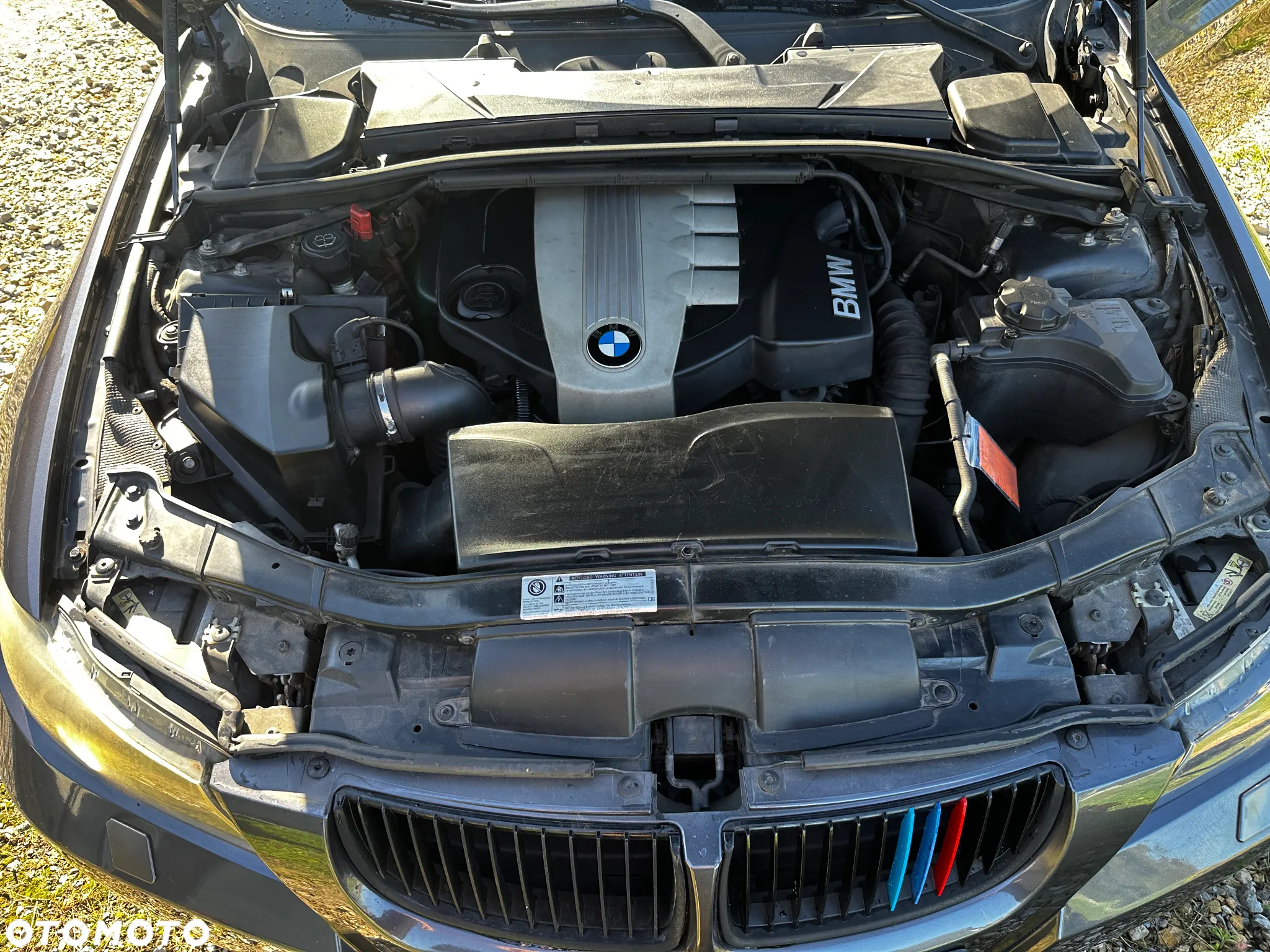 BMW Seria 3 320d DPF Touring - 15