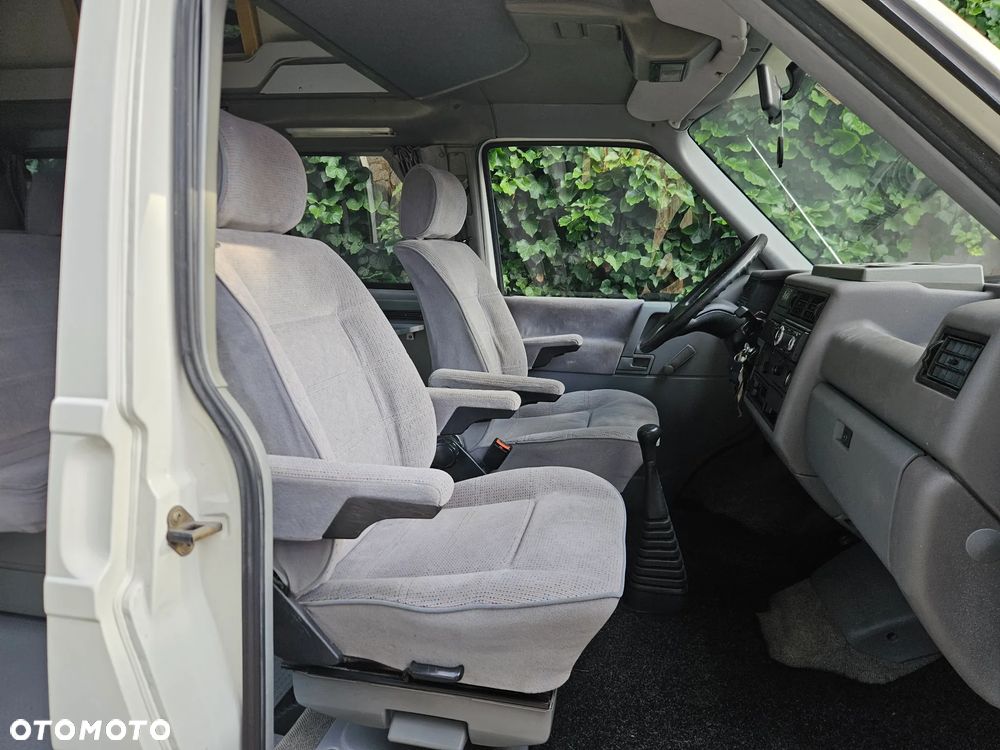 Volkswagen California - 18