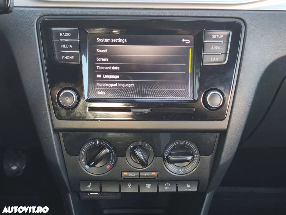 Skoda RAPID 1.0 TSI Ambition - 17