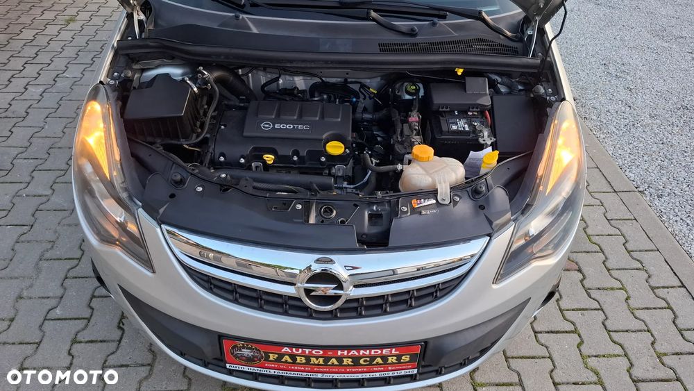 Opel Corsa 1.2 16V Cosmo - 12