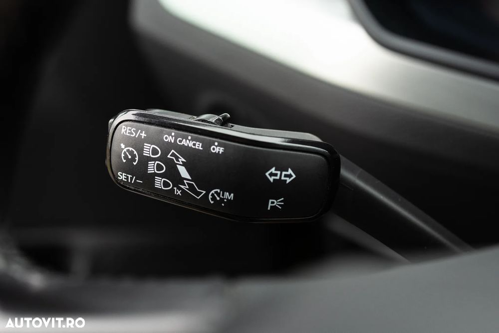 Skoda Superb 2.0 TDI DSG Ambition - 27