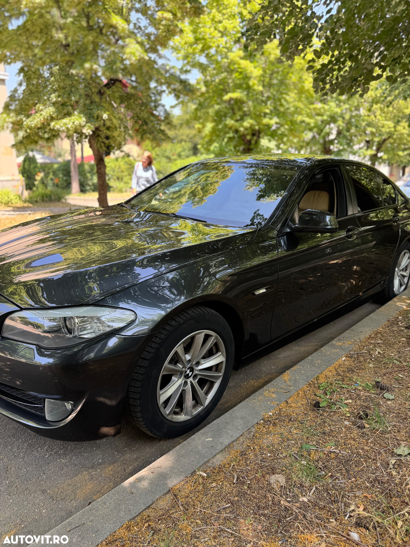 BMW Seria 5 520d - 3
