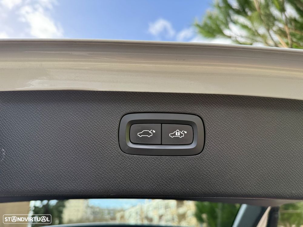 Volvo XC 90 2.0 D5 Inscription AWD - 56