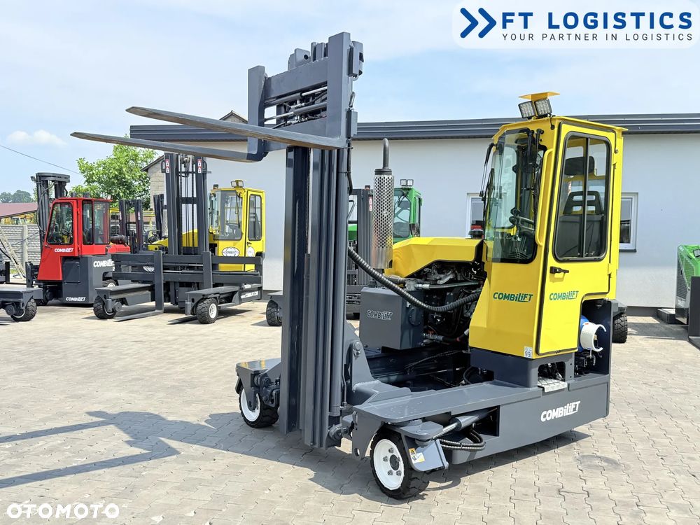 Combilift WÓZEK CZTEROKIERUNKOWY - WIELOKIERUNKOWY | COMBILIFT C3000 | GAS | TRIPLEX 6400MM | JEDYNE 953 MOTOGODZINY | POZYCJONER WIDEŁ | WOLNY SKOK | NOWE OPONY | PO SERWISIE | STAN IDEALNY - 22
