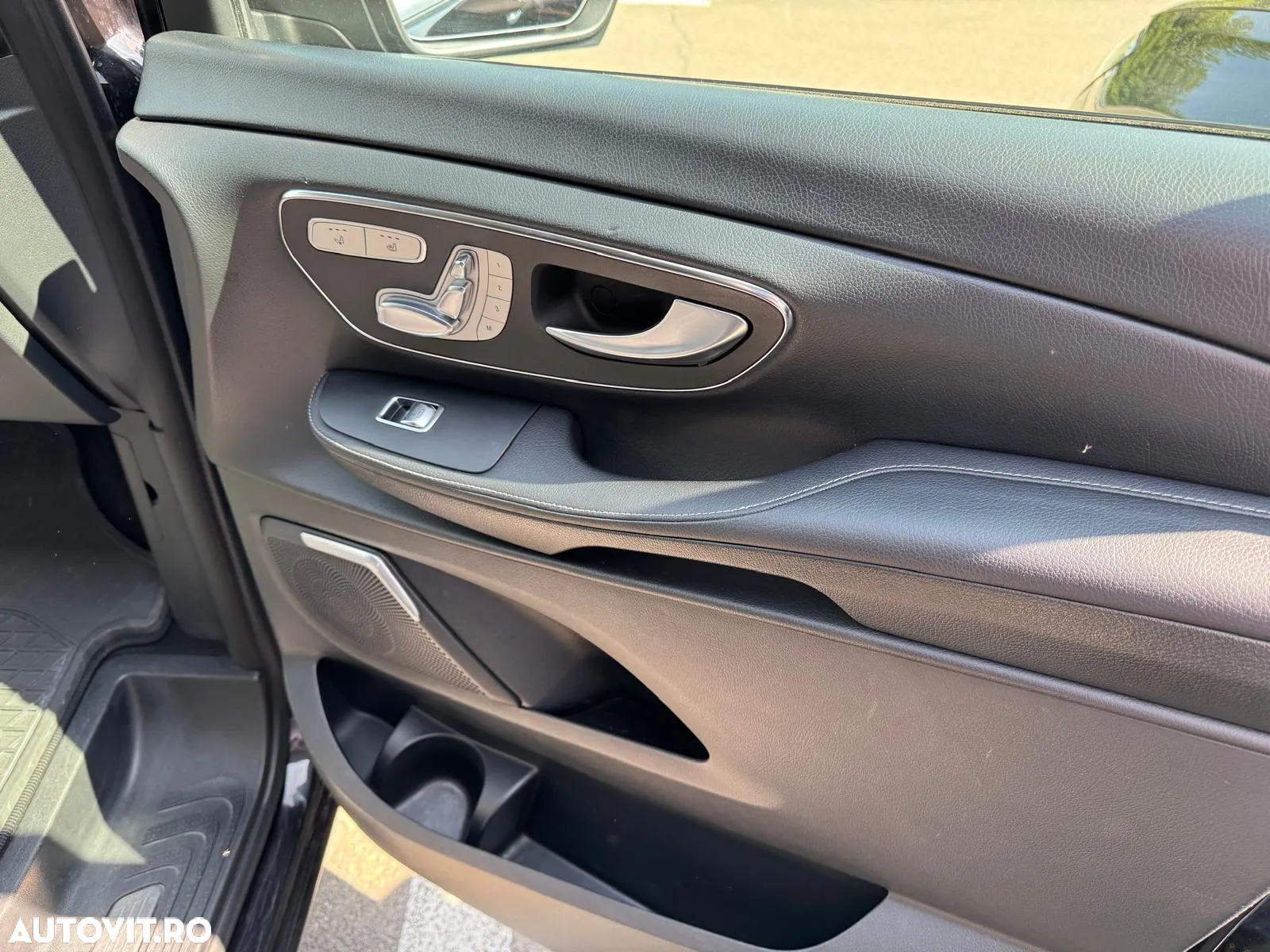 Mercedes-Benz V 250 (BlueTEC) d kompakt 4Matic 7G-TRONIC Avantgarde - 26