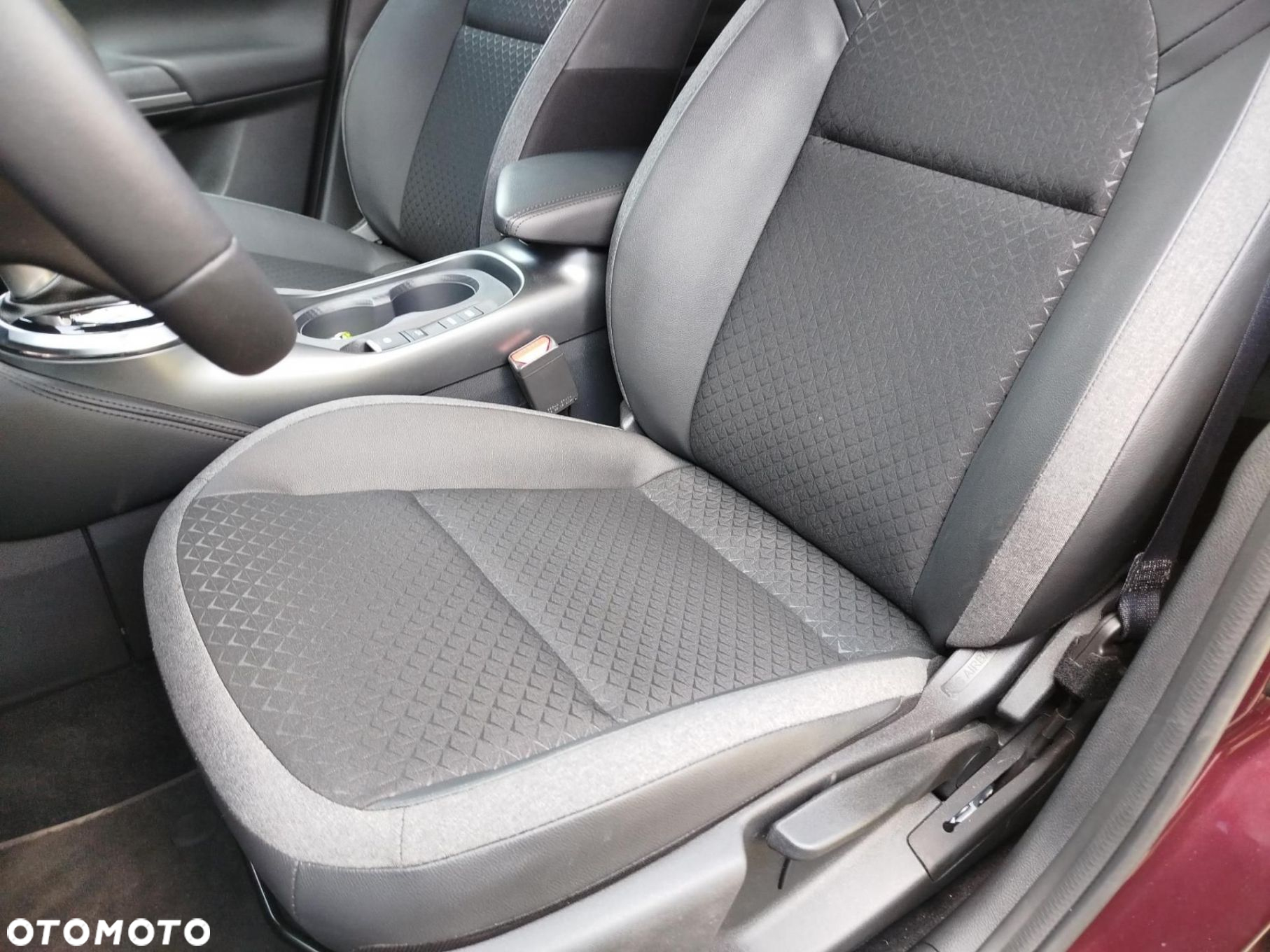 Nissan Juke 1.6 Hybrid N-Connecta AMT - 12