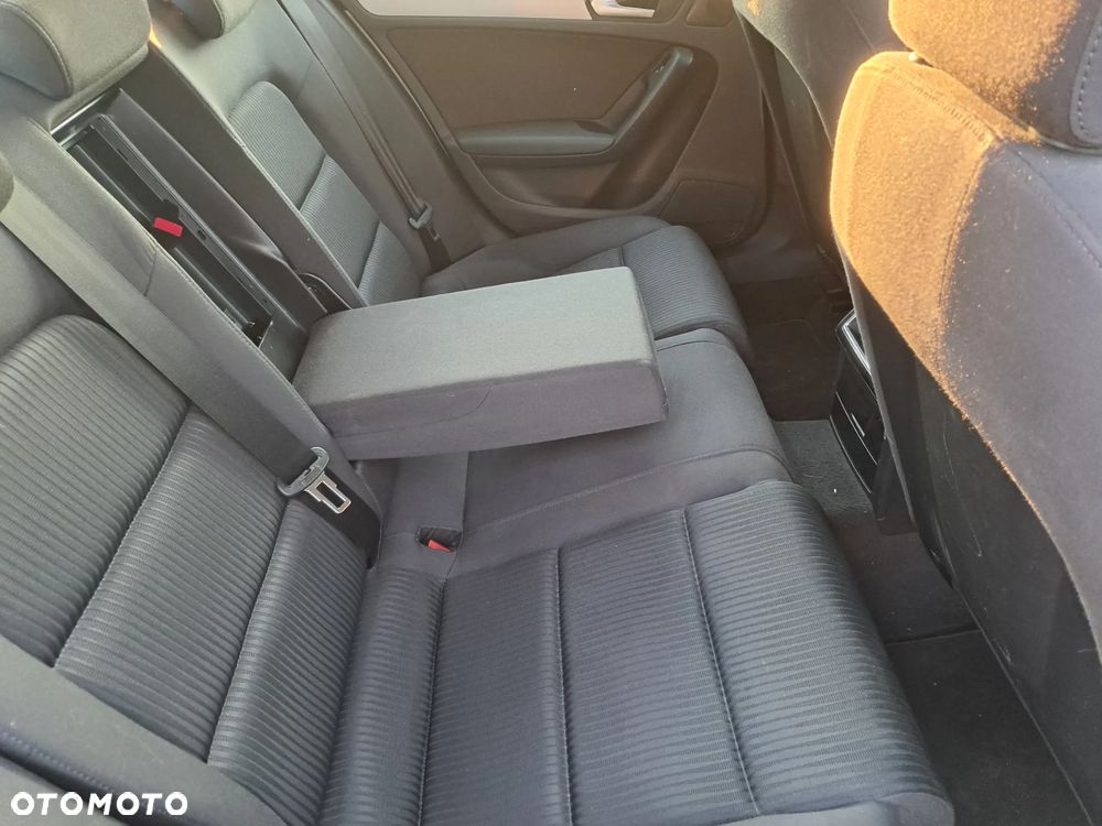Audi A4 Limousine 2.0 TFSI Quattro - 11