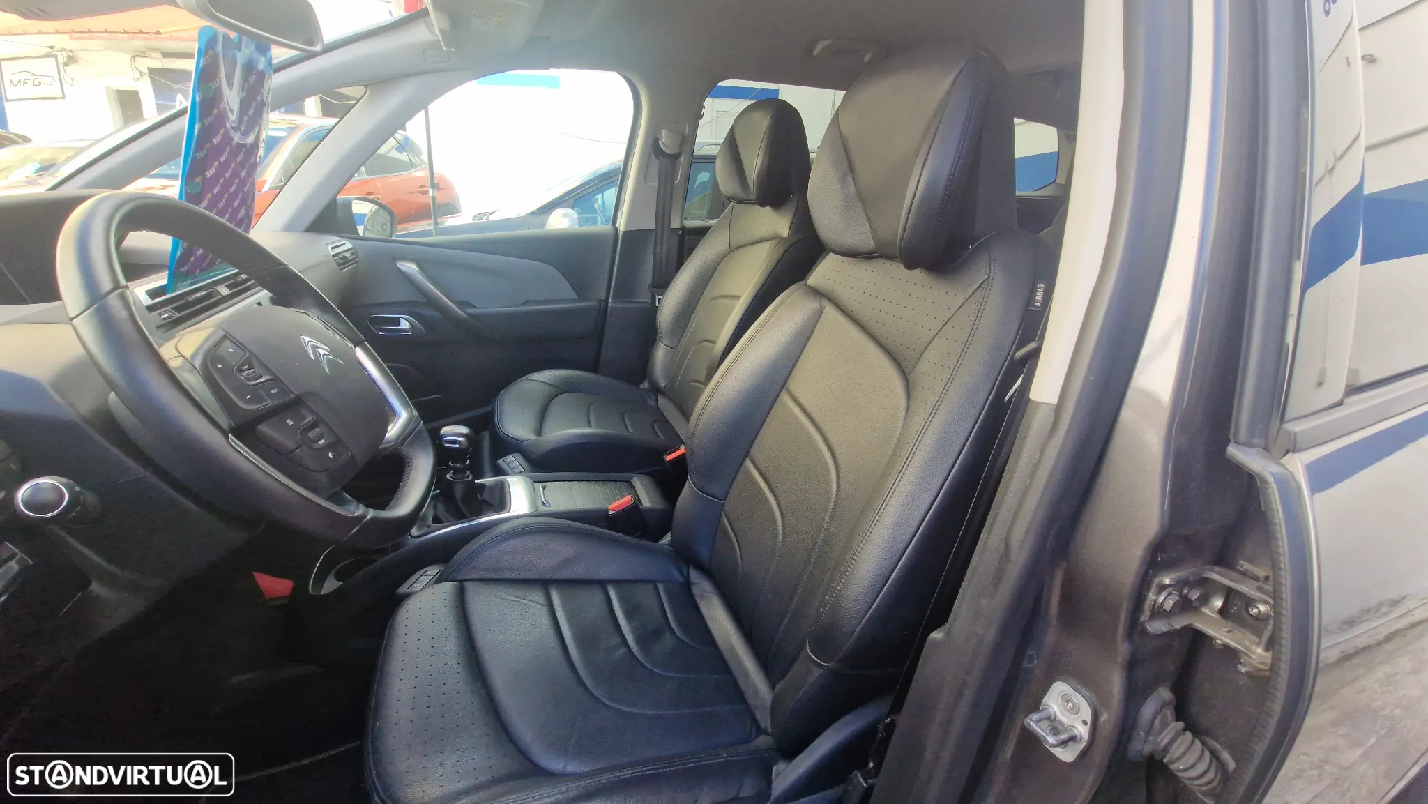 Citroën C4 Grand Picasso - 17