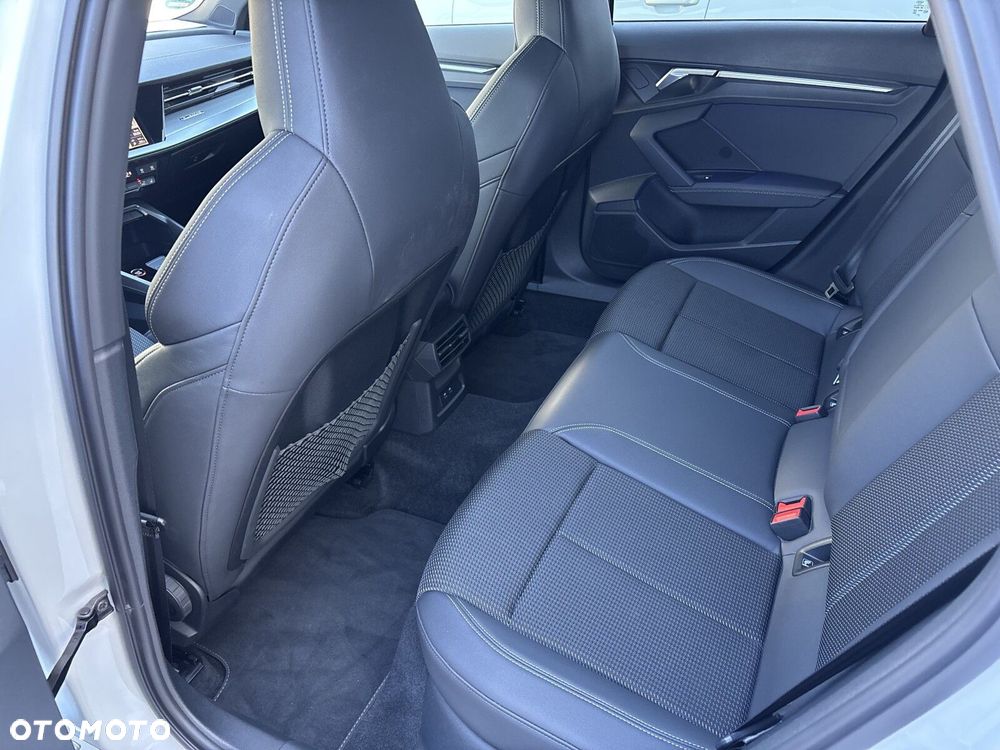 Audi S3 Sportback - 27