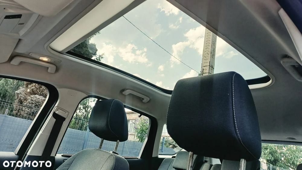 Ford C-MAX 2.0 TDCi Champions Edition - 17