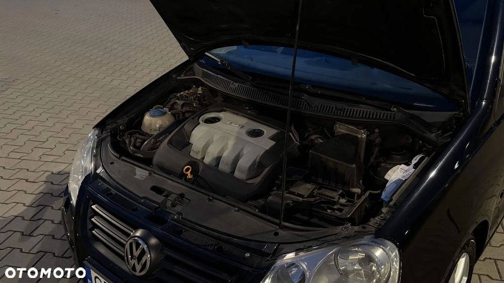 Volkswagen Polo 1.9 TDI Comfortline - 22