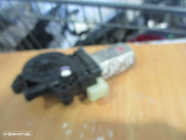 Motor Elevador Vidro 827311HB0AC NISSAN MICRA 2010 Fe - 4
