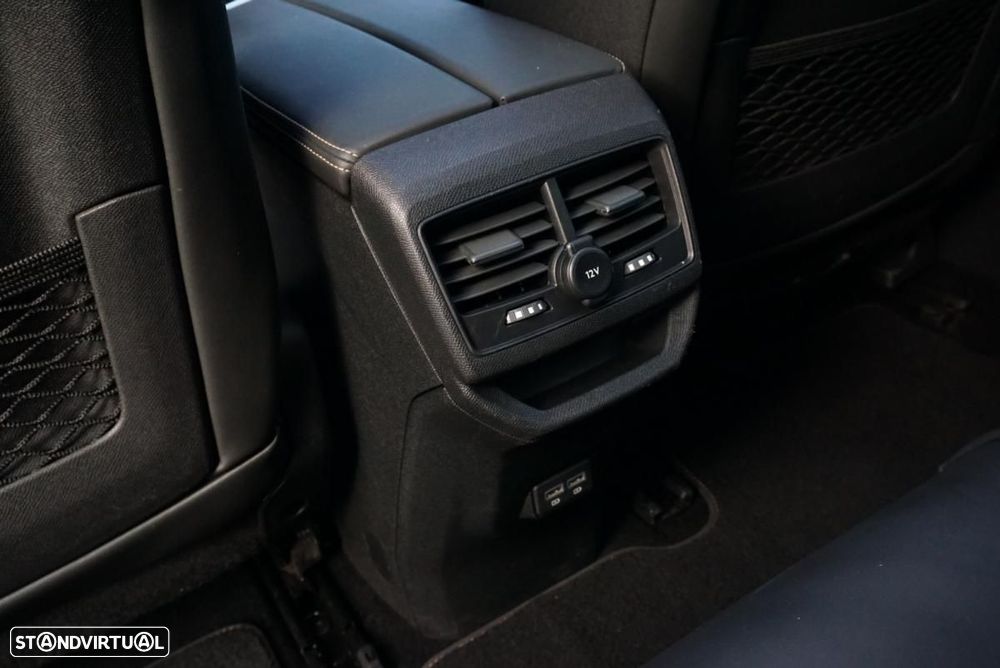 Peugeot 3008 1.5 BlueHDi GT EAT8 - 39