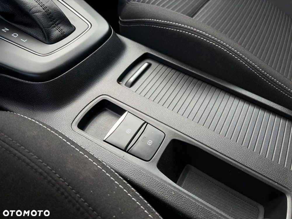 Ford Focus 1.0 EcoBoost mHEV Titanium Design - 29