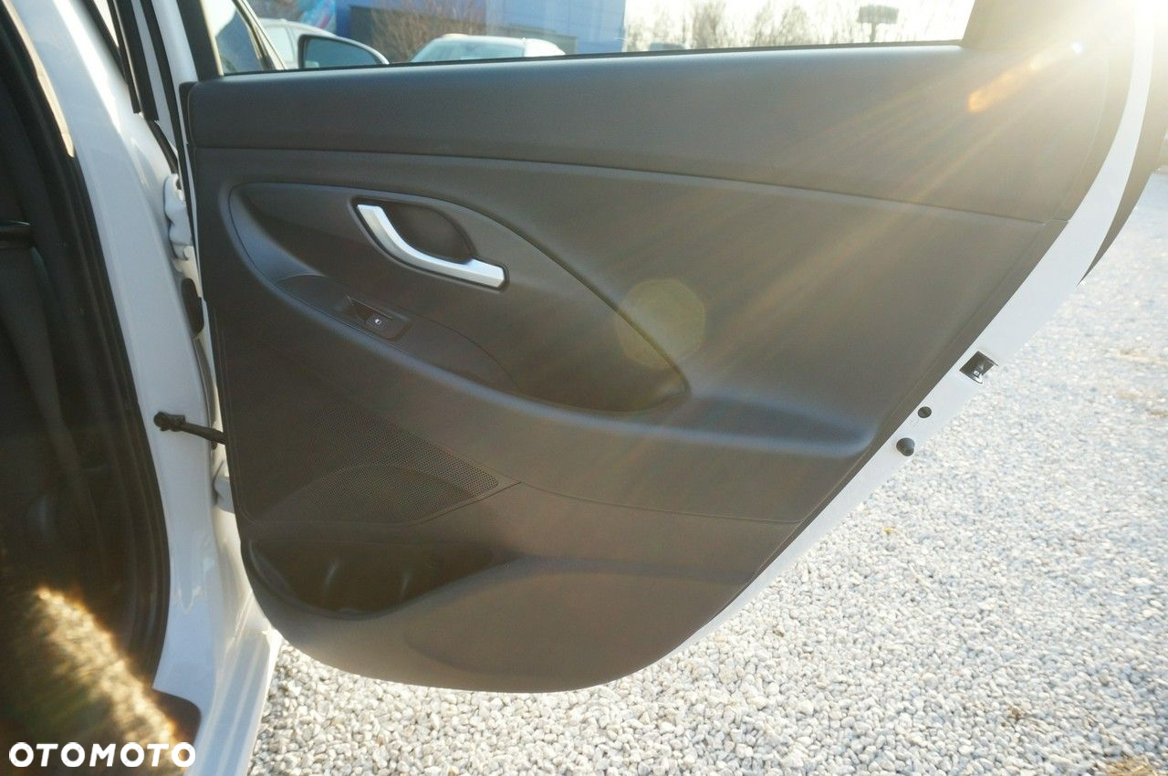 Hyundai i30 - 30