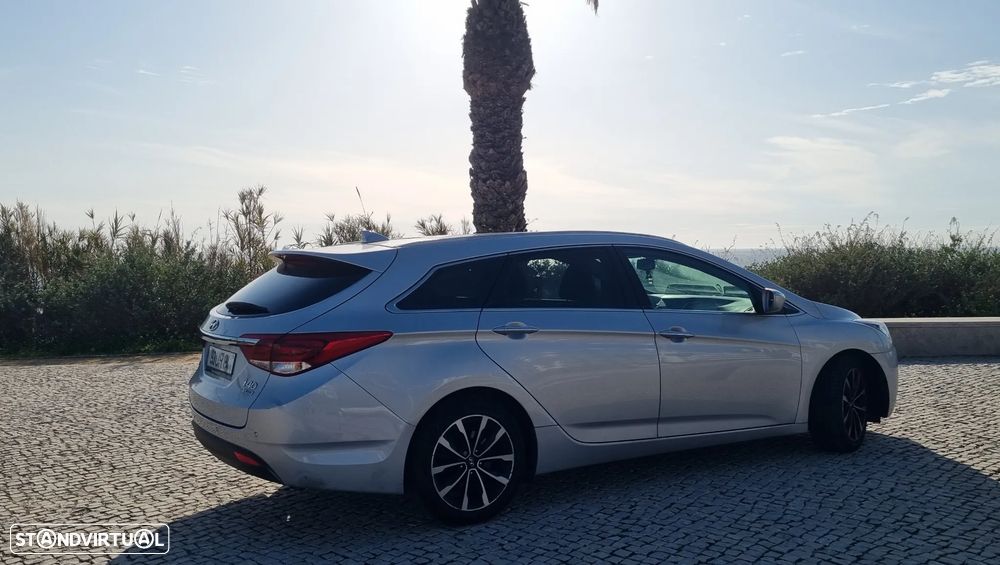 Hyundai i40 SW 1.7 CRDi Blue Comfort DCT - 28
