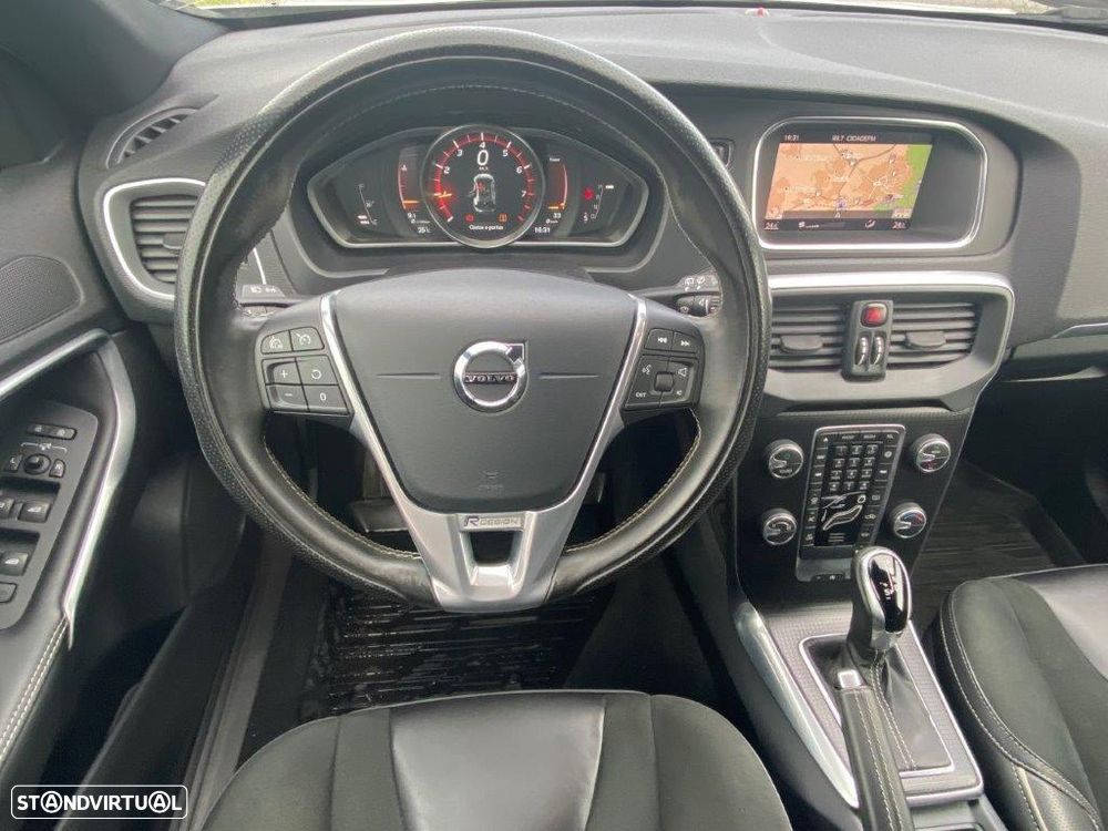 Volvo V40 1.5 T3 Sport Edition R Geartronic - 8