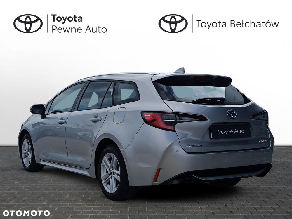 Toyota Corolla 2.0 Hybrid Comfort - 4