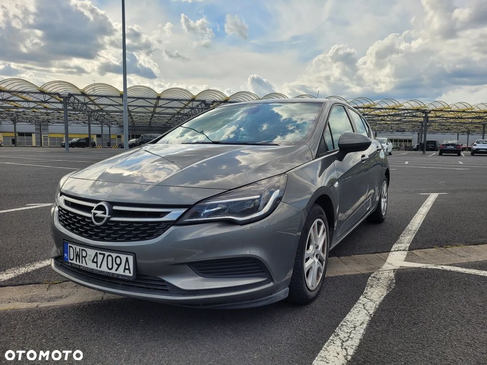 Opel Astra 1.4 Enjoy - 1