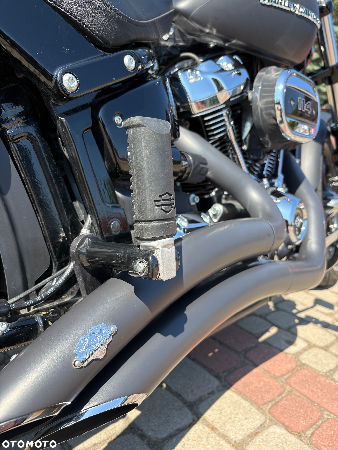 Harley-Davidson FXSB Breakout - 5