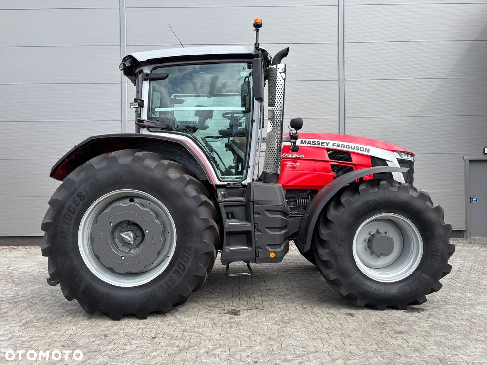 Massey Ferguson 8S.205 - 6