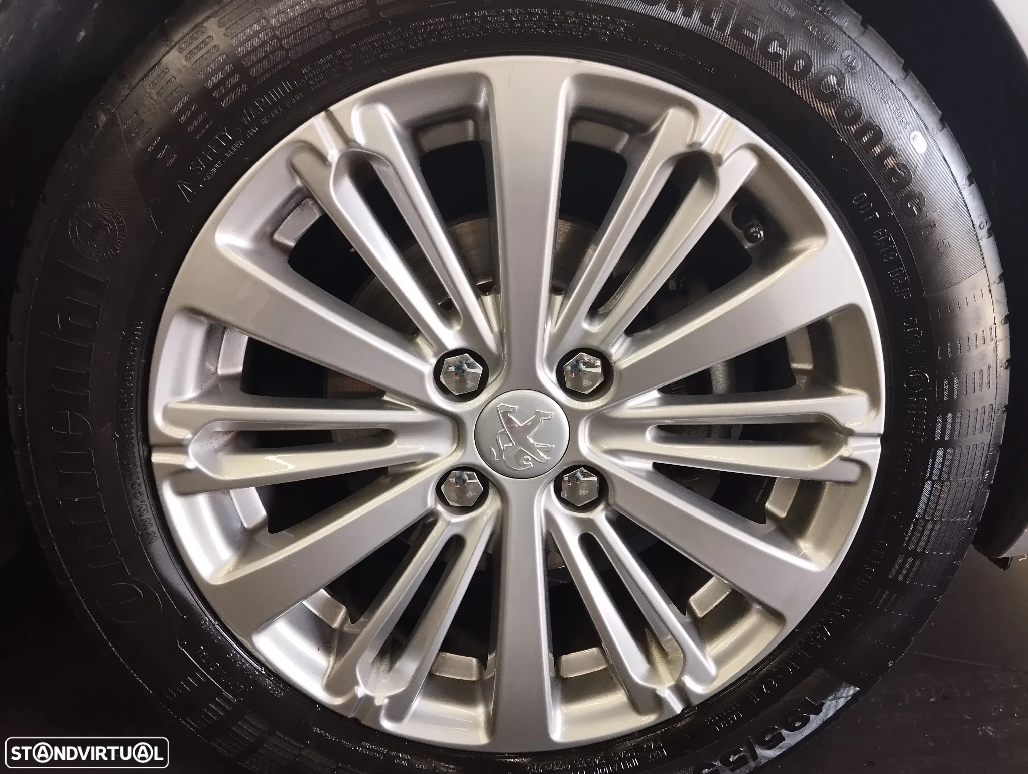 Peugeot 208 1.5 BlueHDi Signature - 9