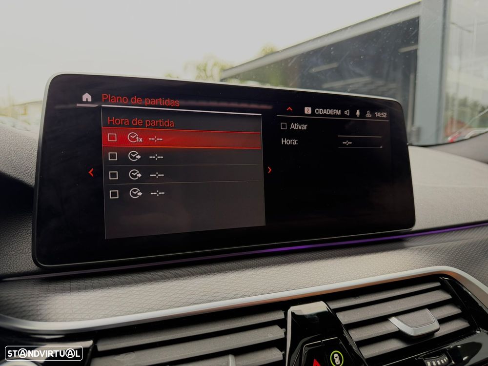 BMW 520 e Pack M - 55