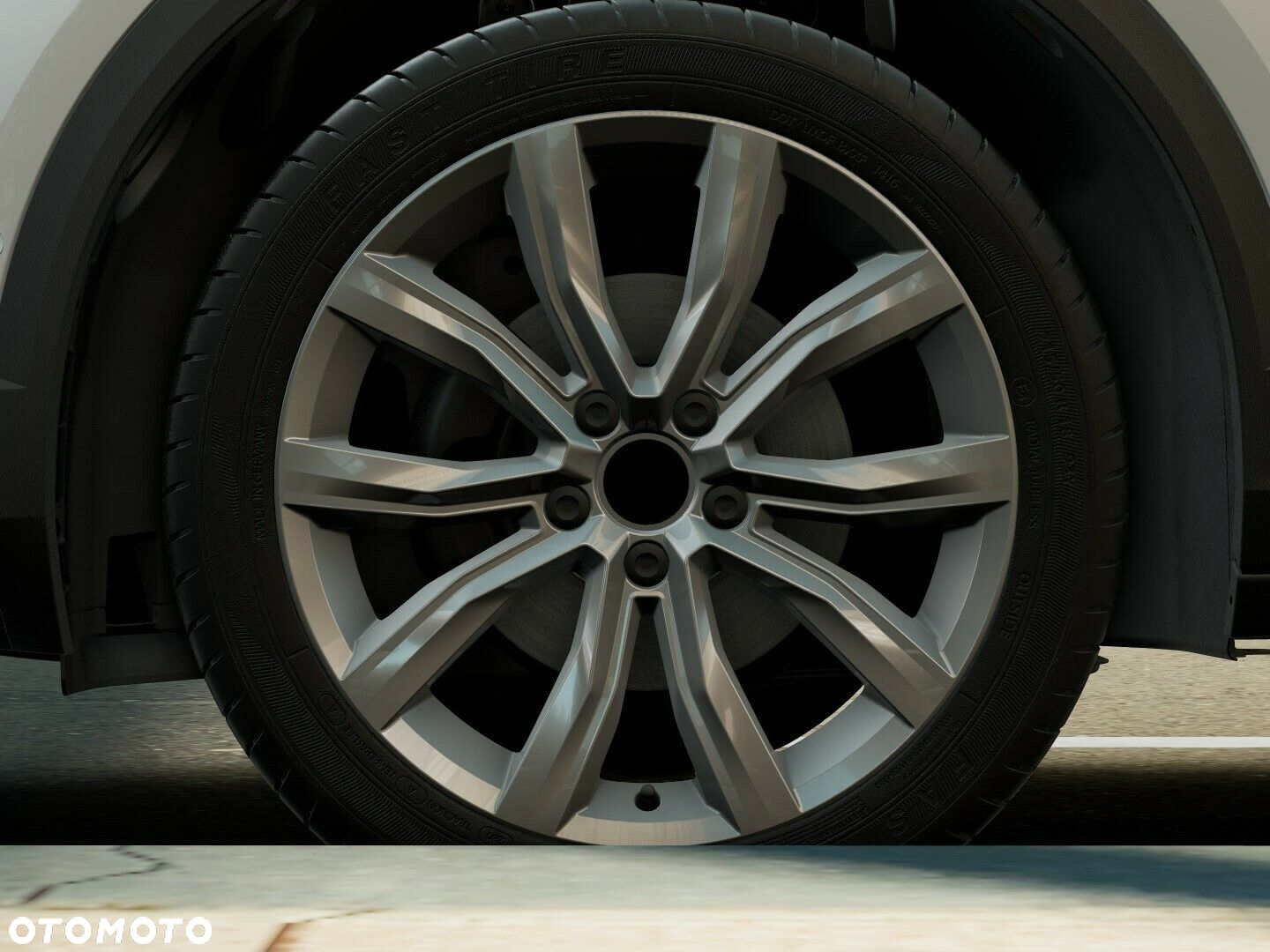 Volkswagen T-Roc - 8