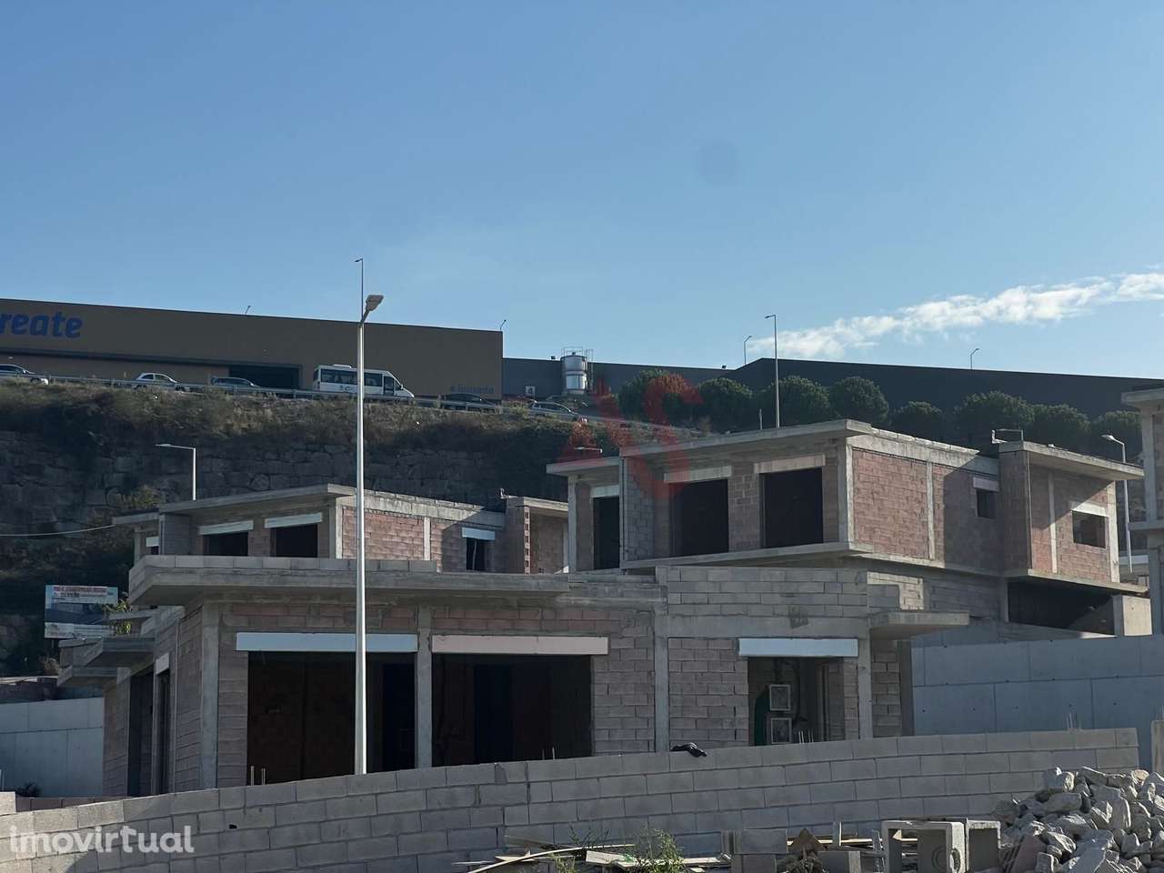 Moradia T3 com piscina em construção em Pias, Lousada - Grande imagem: 2/42