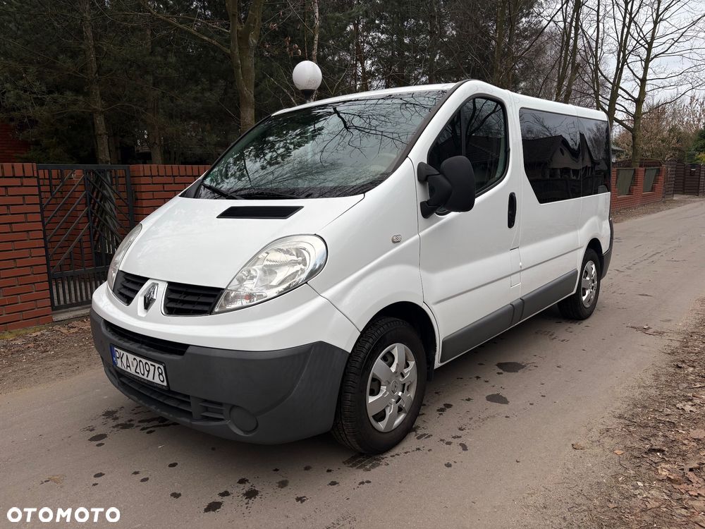Renault Trafic - 1