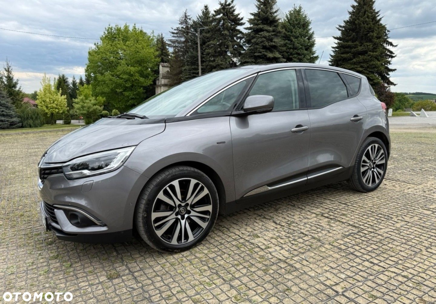 Renault Scenic ENERGY dCi 160 EDC INITIALE PARIS - 5