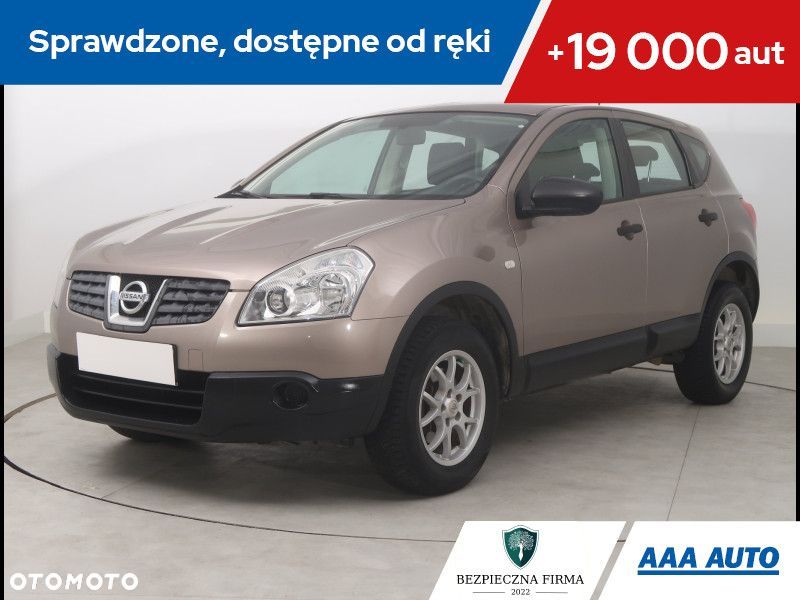 Nissan Qashqai - 1