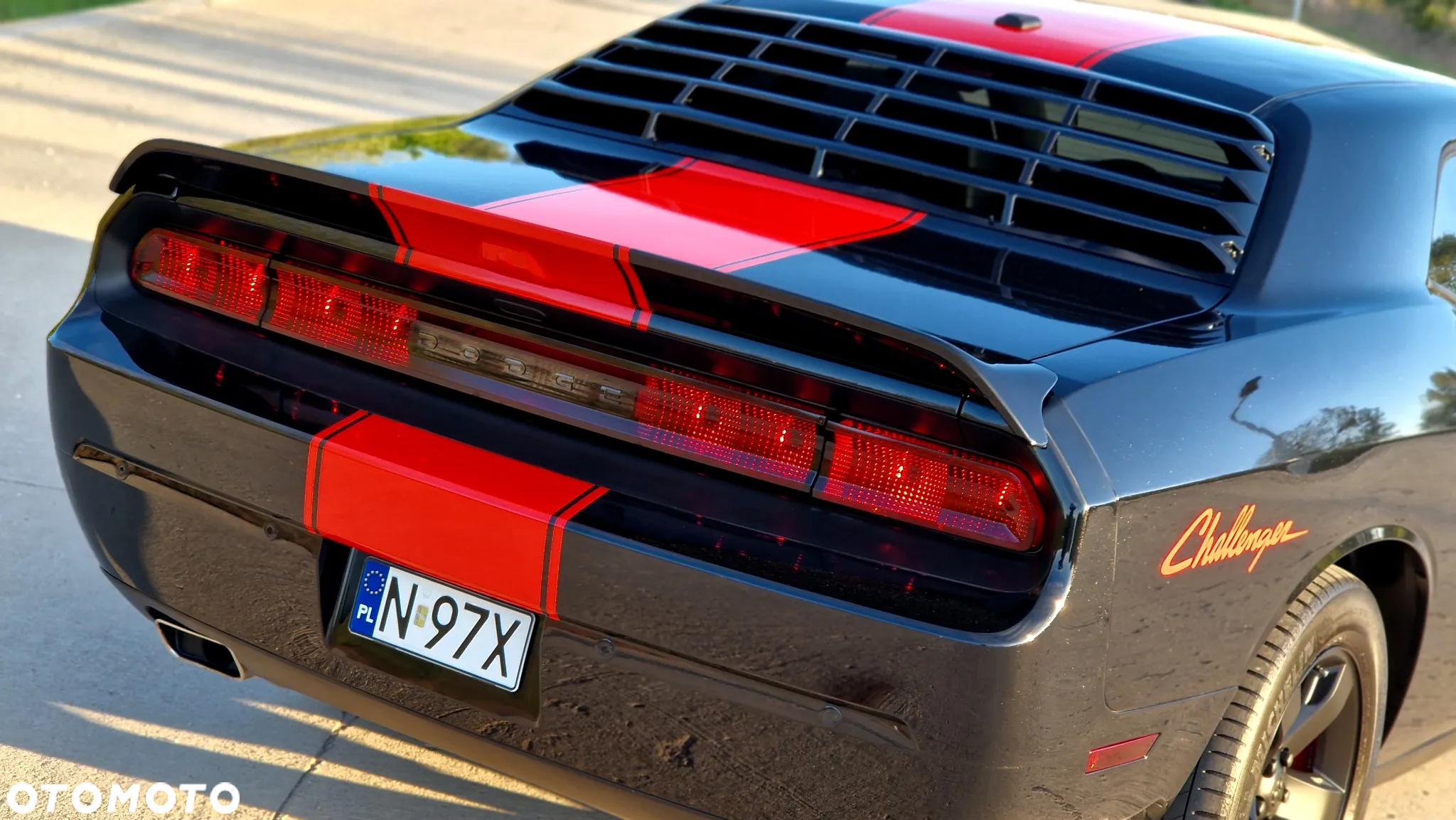 Dodge Challenger Automatik SXT Plus - 30
