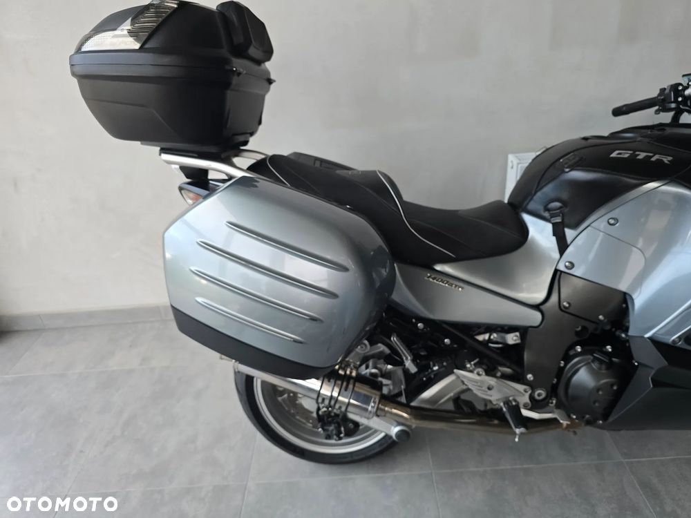 Kawasaki GTR - 35