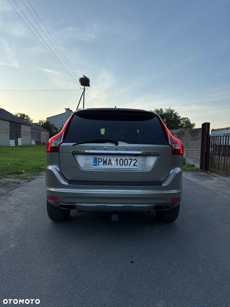 Volvo XC 60 B5 B AWD Essential - 3