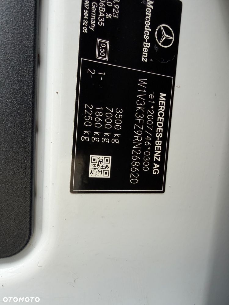 Mercedes-Benz Sprinter 317 - 19