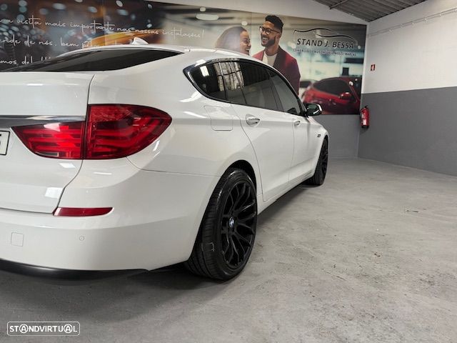 BMW 530 Gran Turismo d Pack M - 5